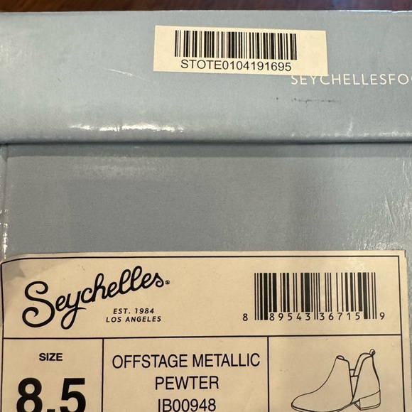 Seychelles Women's Silver Ankle Boots - Picture 8 of 8